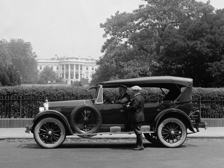  Paige Model 6-70 Touring 1923 года  (фото 2 из 2)